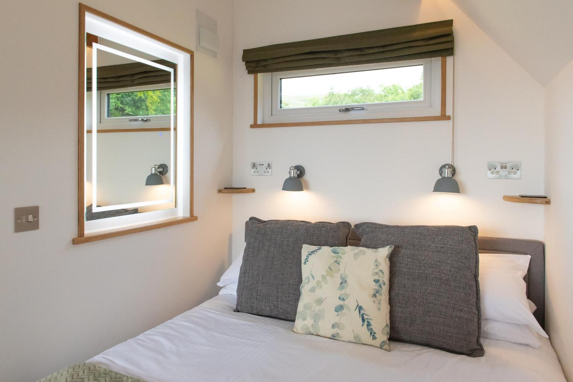 Bonnie Barns - Adults Only Luxury Lodges With Hot Tubs Luss Εξωτερικό φωτογραφία