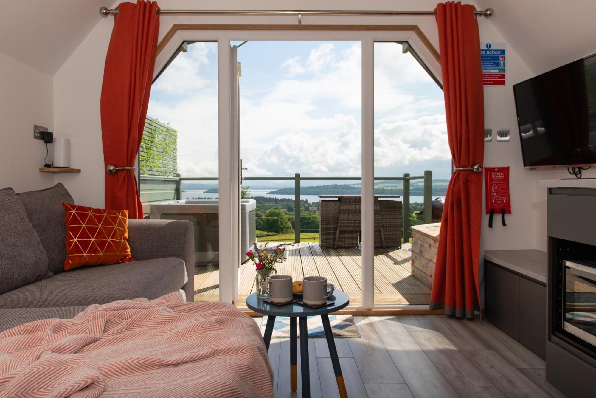Bonnie Barns - Adults Only Luxury Lodges With Hot Tubs Luss Εξωτερικό φωτογραφία